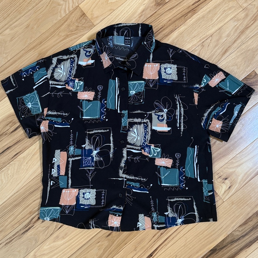 Cropped Resort Wear Button Uo Top